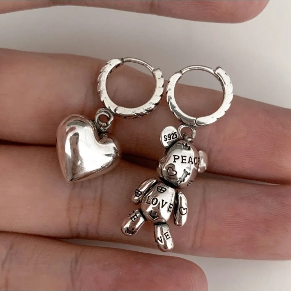 Silver 🐻 Teddy Bear ♥️ Heart Earrings